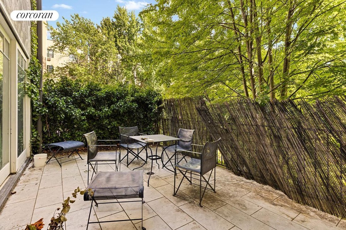 House in New York, New York, United States 3 - 18147054