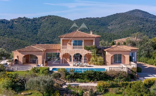 Villa in Les Issambres, Roquebrune-sur-Argens, France 1