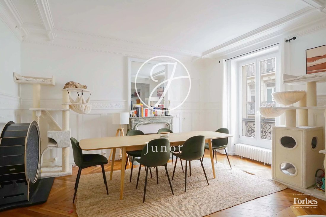 Apartment in Courcelles-Wagram, Paris 17e Arrondissement, Paris 1 - 17757279