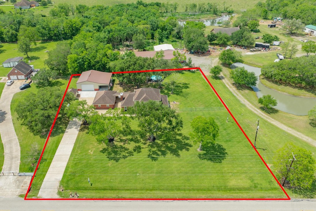House in Alvin, Texas, United States 2 - 18145243
