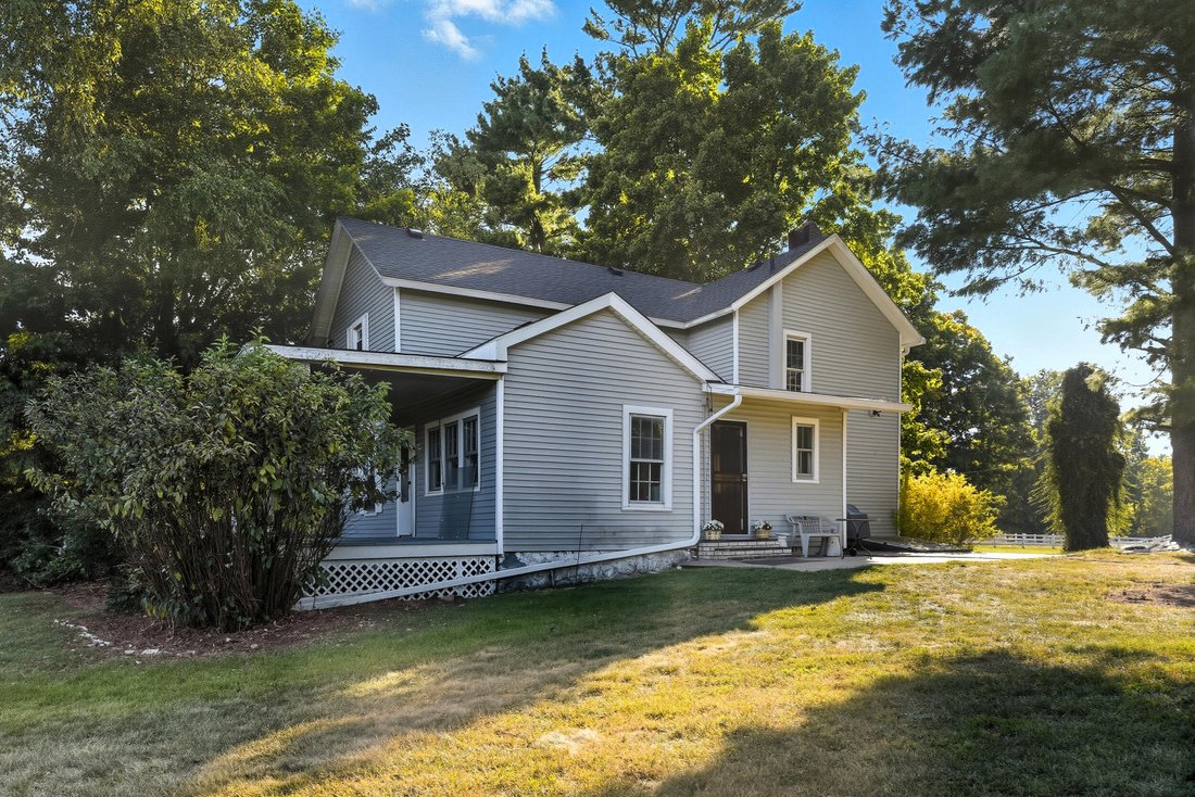 House in Cassopolis, Michigan, United States 3 - 18146345