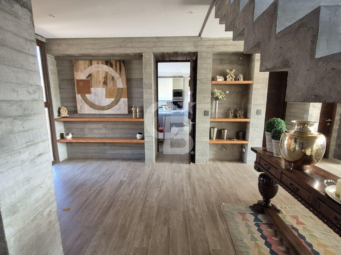 House in Chicureo, Santiago Metropolitan Region, Chile 2 - 18145979