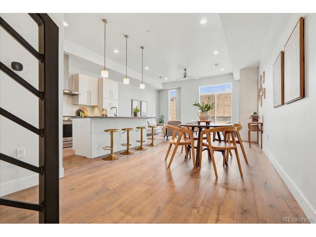 Townhouse in Denver, Colorado, United States 5 - 18144854