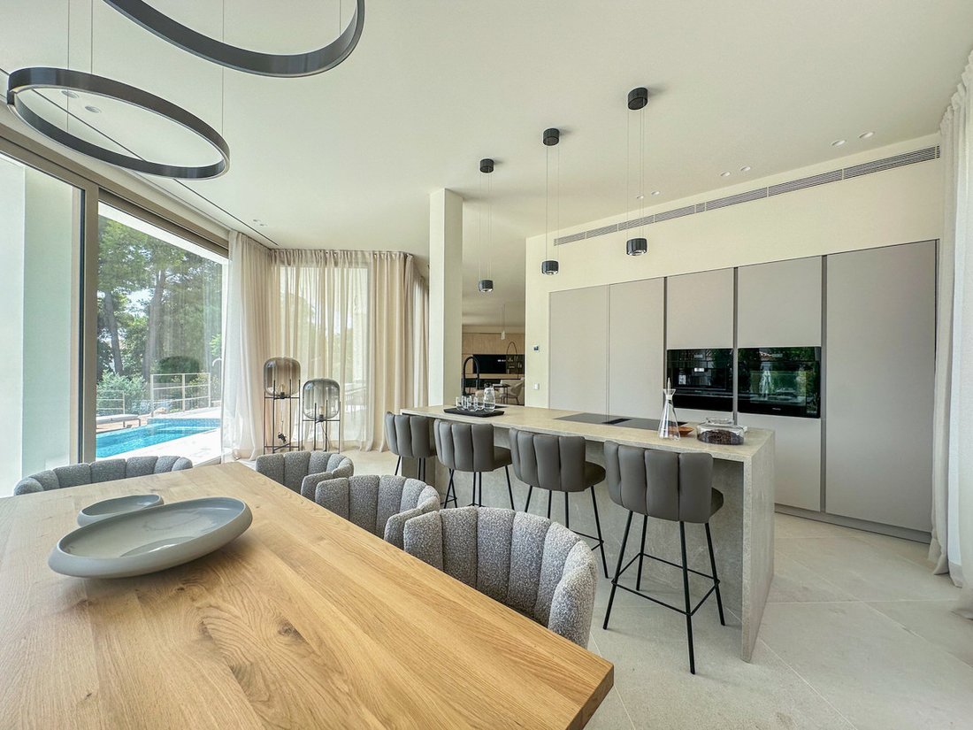 Villa in Portals Nous, Calvia, Balearic Islands 4 - 18146865