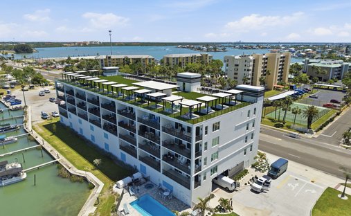 Appartement à Madeira Beach, Floride, États-Unis 1