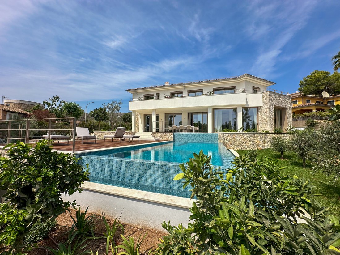 Villa in Portals Nous, Calvia, Balearic Islands 1 - 18146865