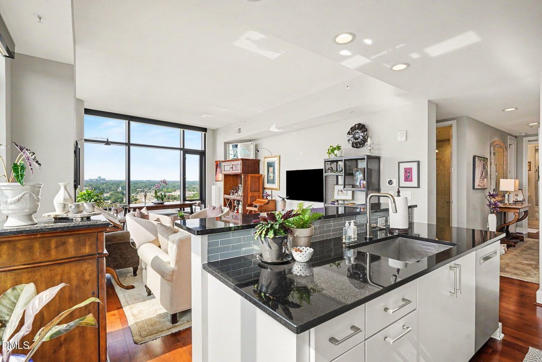 Condo in Raleigh, North Carolina, United States 5 - 18145817