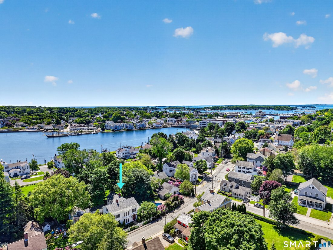 House in Groton, Connecticut, United States 3 - 18144705
