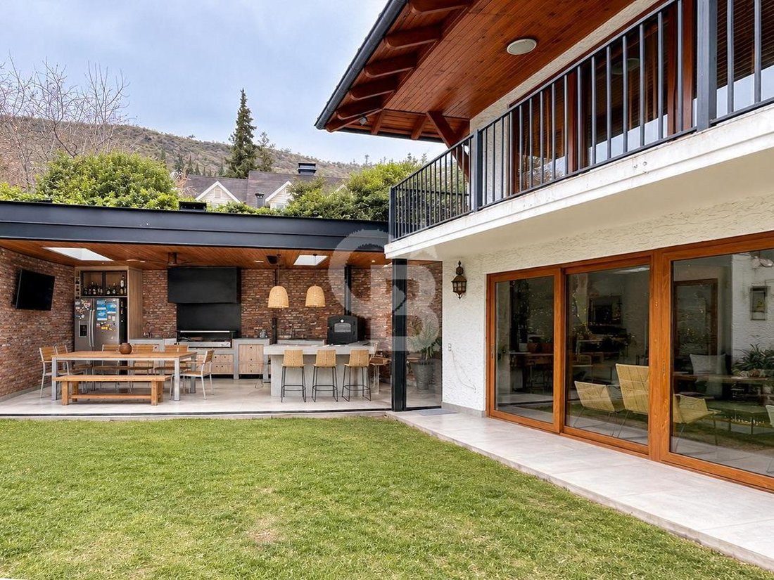 House in Lo Barnechea, Santiago Metropolitan Region, Chile 1 - 18145984