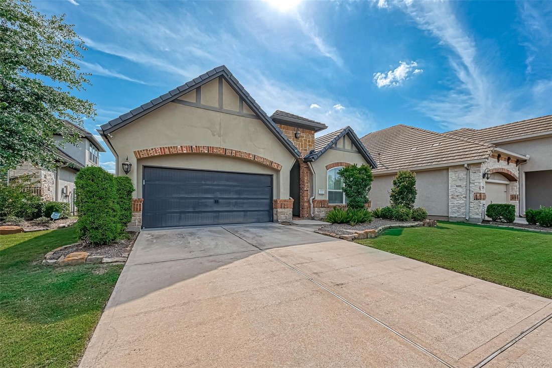 House in Sugar Land, Texas, United States 2 - 18145325