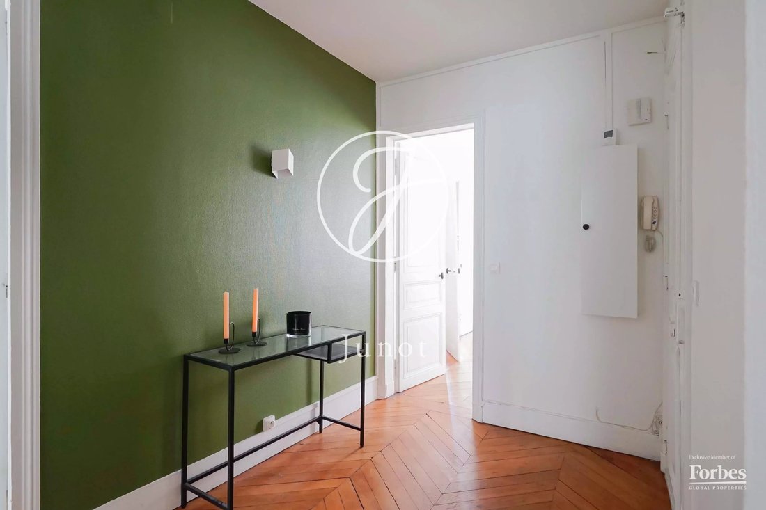 Apartment in Courcelles-Wagram, Paris 17e Arrondissement, Paris 4 - 17757166