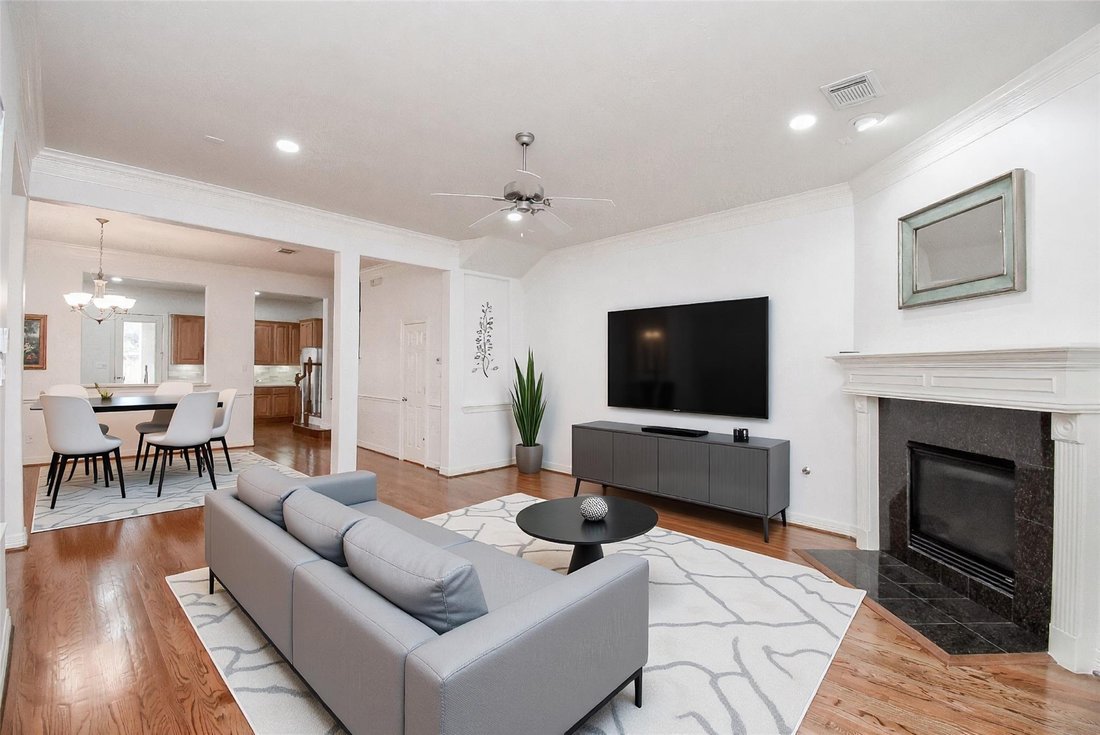 Townhouse in Bellaire, Texas, United States 1 - 18145257