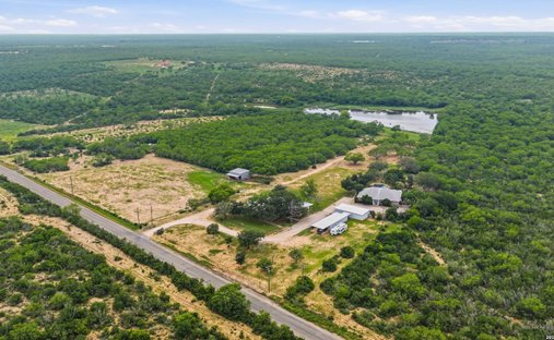 Farm Ranch in Bigfoot, Texas, United States 1