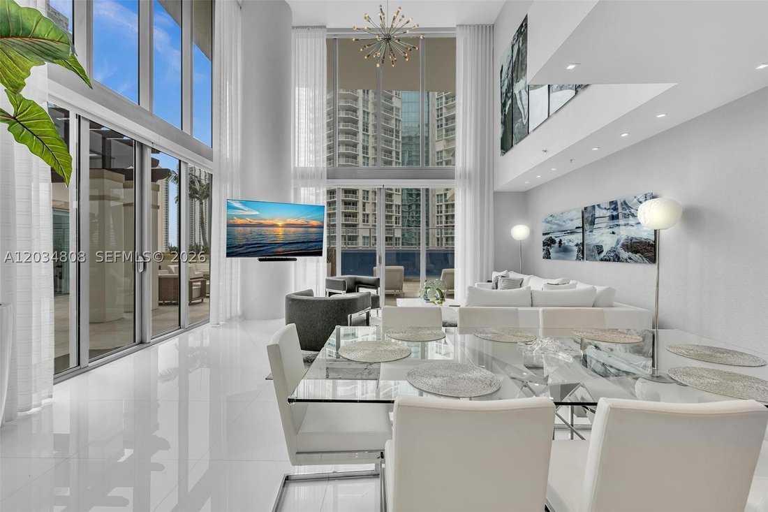 Condo in Sunny Isles Beach, Florida, United States 1 - 18145524