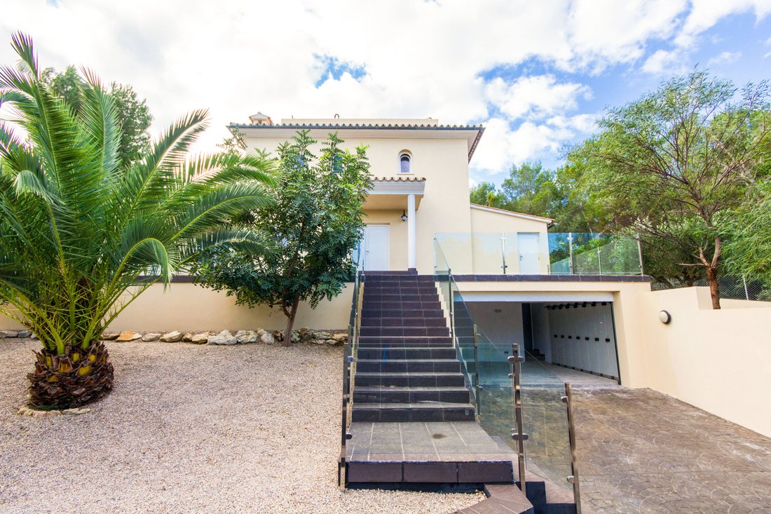 Villa in Sol de Mallorca, Calvia, Balearic Islands 2 - 18146607