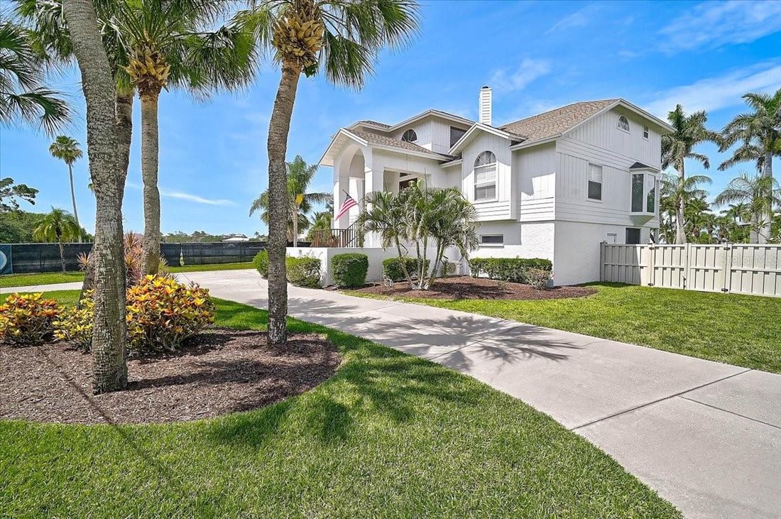 House in Sarasota, Florida, United States 3 - 18145409
