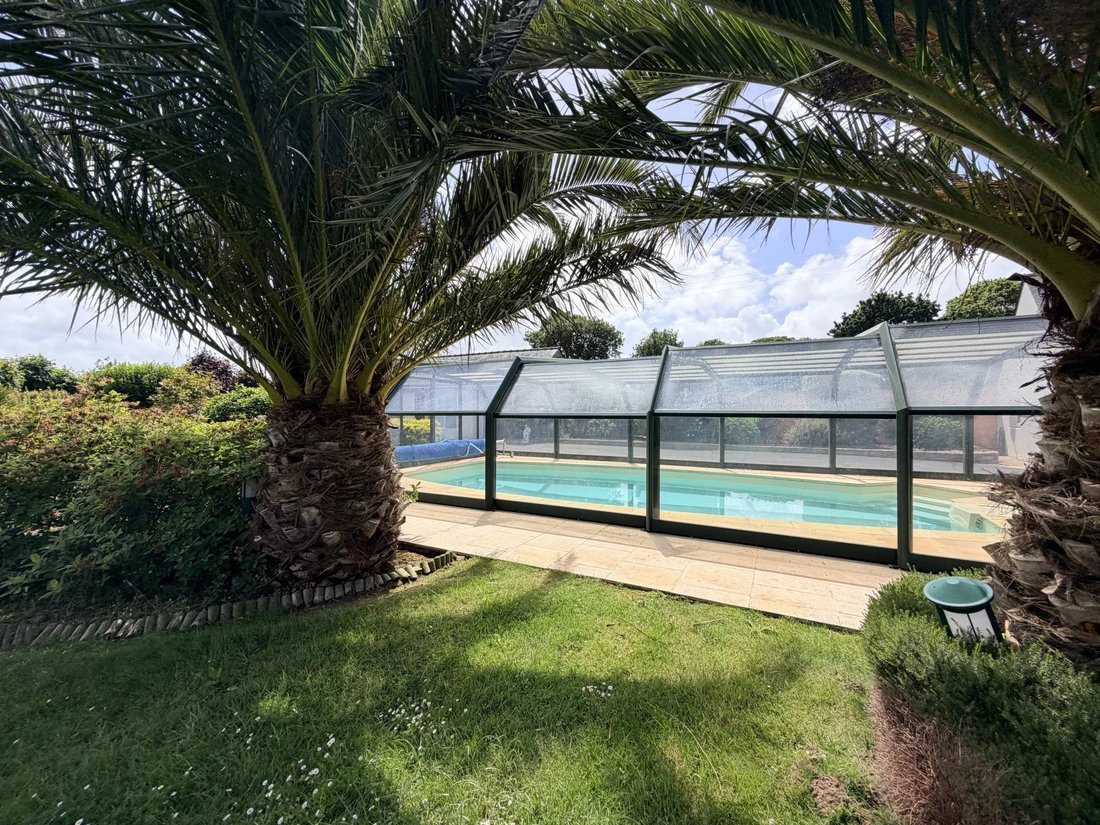 Estate in Tonquedec, Brittany, France 1 - 18146406