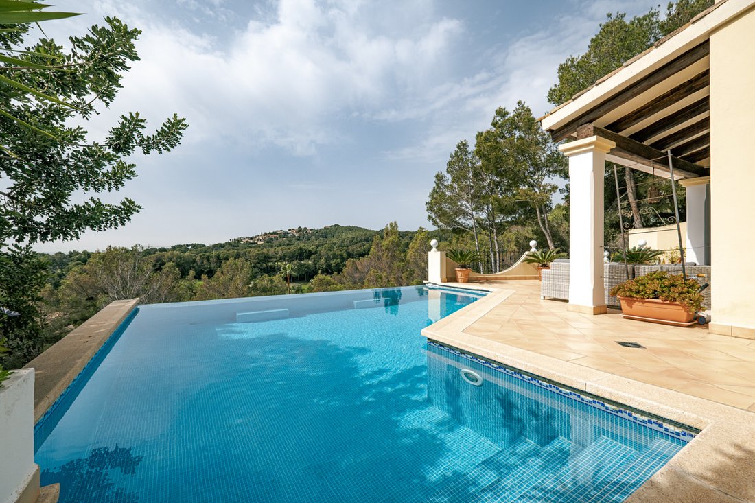 Villa in Portals Nous, Calvia, Balearic Islands 1 - 18146869