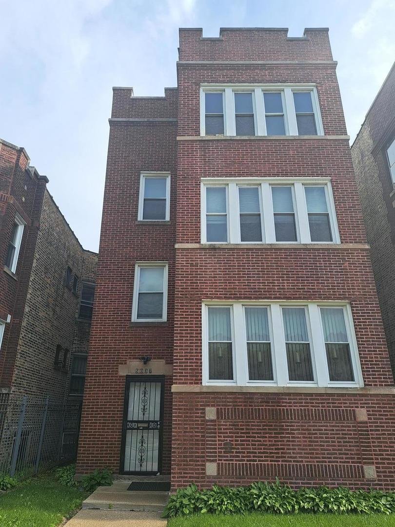 Apartment in Chicago, Illinois, United States 1 - 18140011