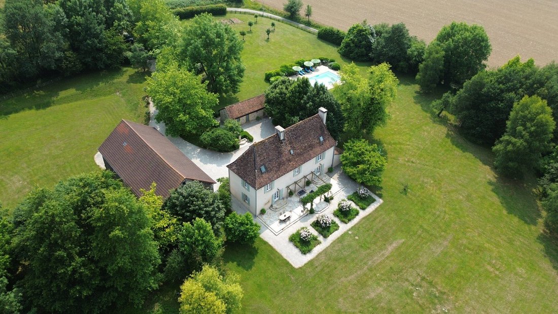 Villa in Sarrazac, Nouvelle-Aquitaine, France 2 - 18150517