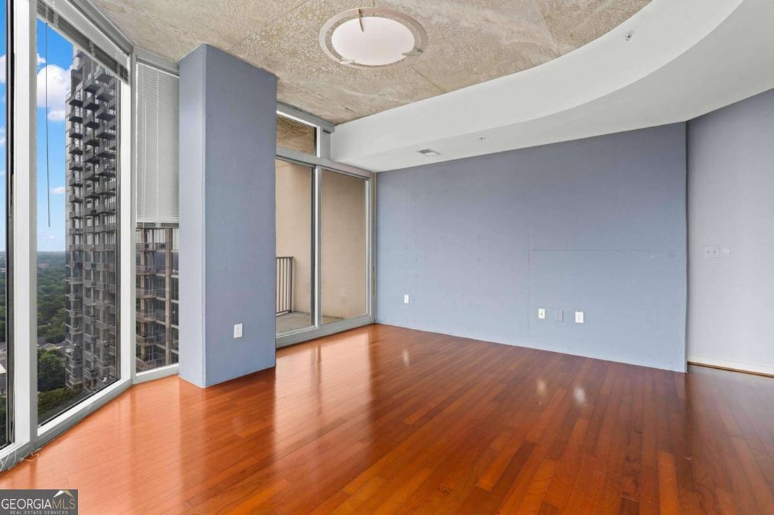 Condo in Atlanta, Georgia, United States 5 - 18145633