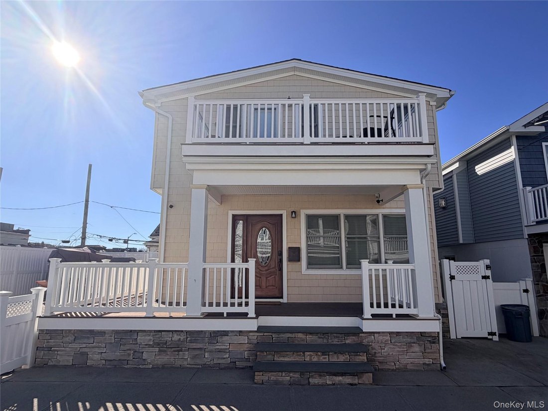 House in Long Beach, New York, United States 1 - 18145974