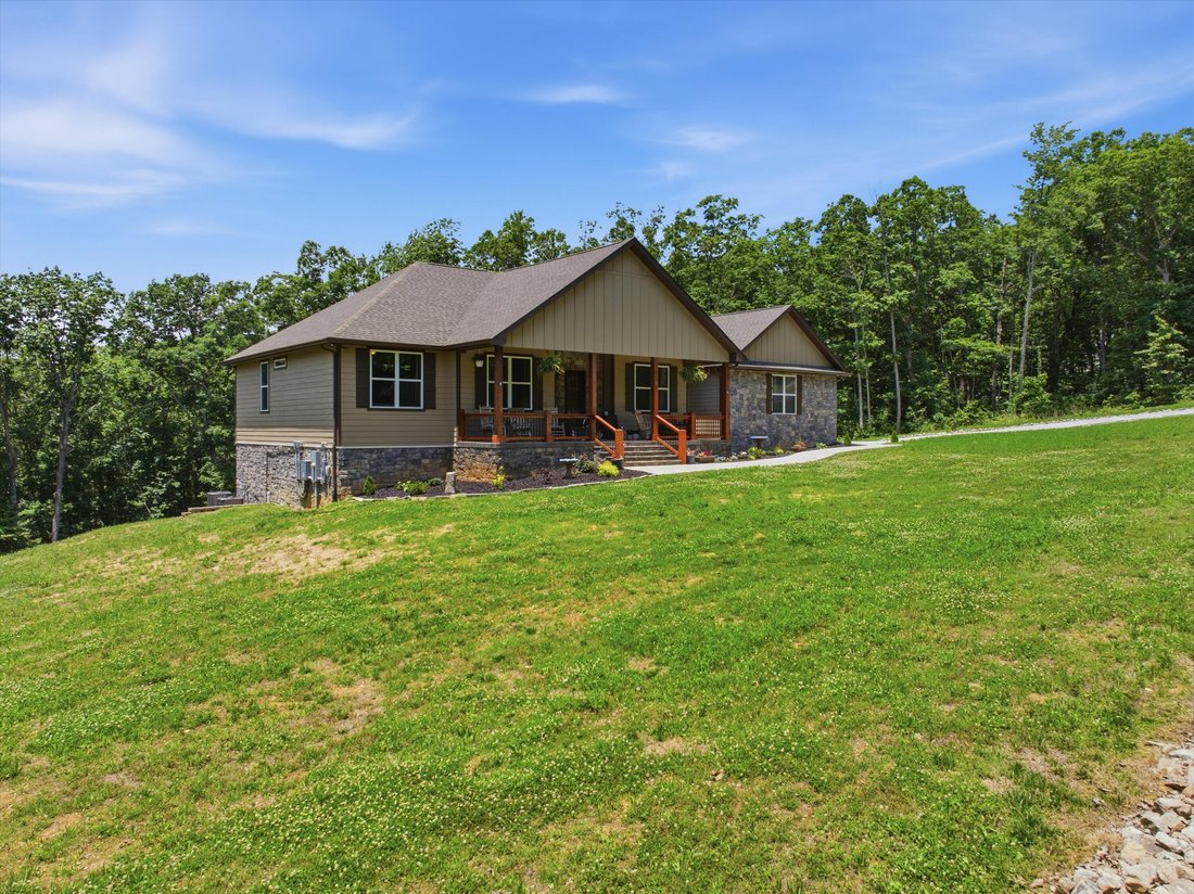 House in Graysville, Tennessee, United States 3 - 18149876