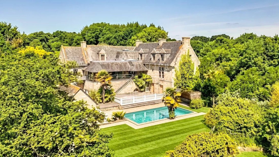 Estate in Kervénanec-Le Ter, Lorient, France 1 - 17302740