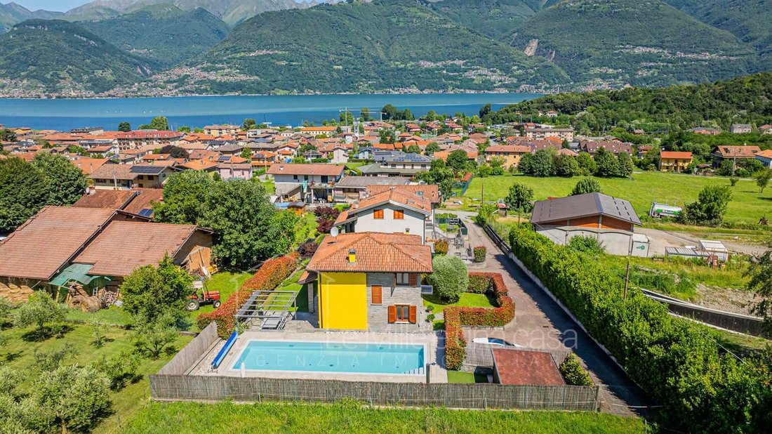 Villa in Colico Piano, Lombardy, Italy 3 - 17995064