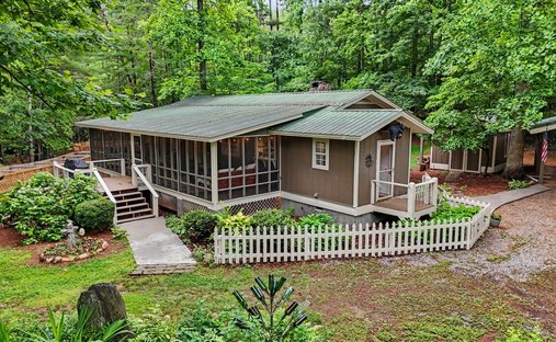 House in Tiger, Georgia, United States 1