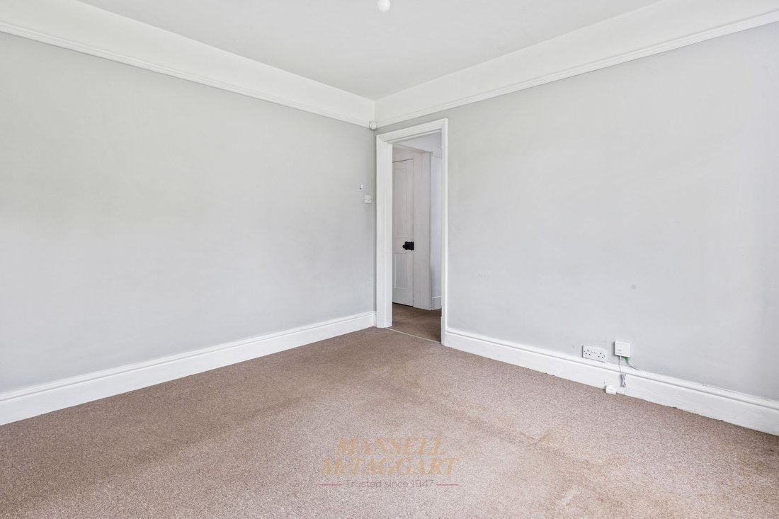 House in East Grinstead, England 4 - 18146647