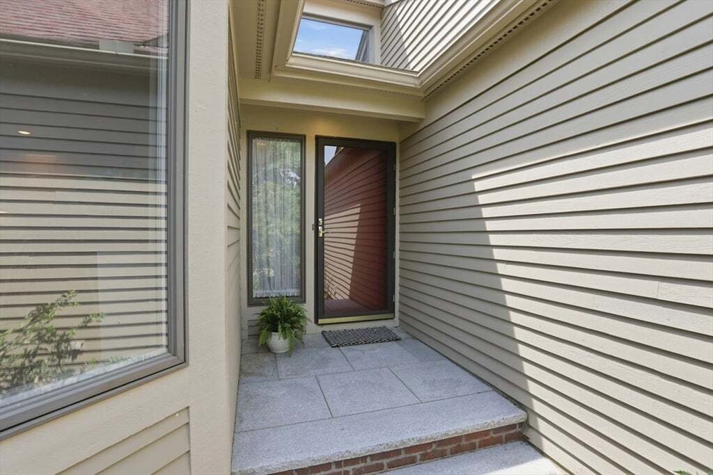 Condo in Winchester, Massachusetts, United States 3 - 18150210