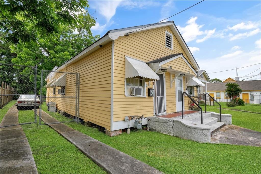 New Orleans, Louisiana, United States 4 - 18147927