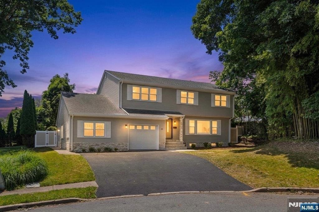 House in Emerson, New Jersey, United States 1 - 18149812