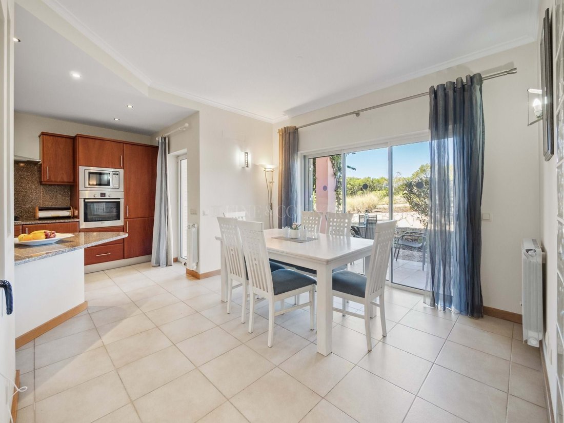 Townhouse en Estombar y Parchal, Algarve, Portugal 2 - 18147427