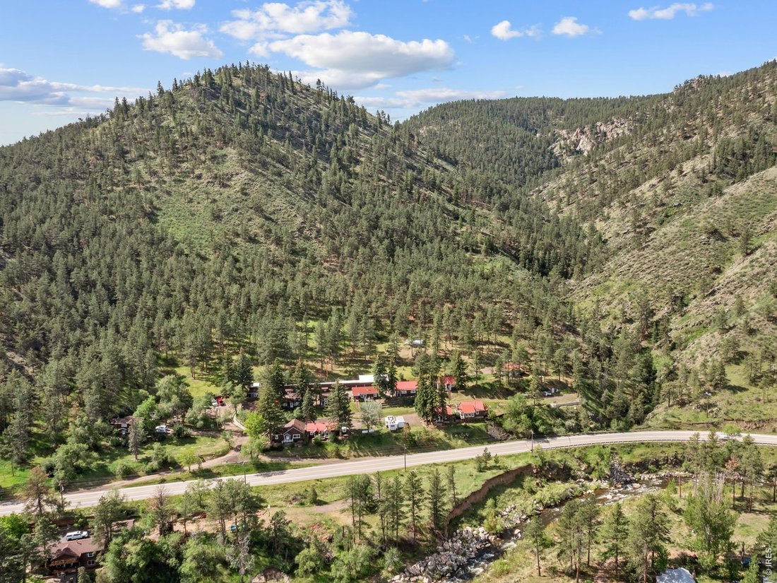 Berthoud, Colorado, United States 4 - 18149080