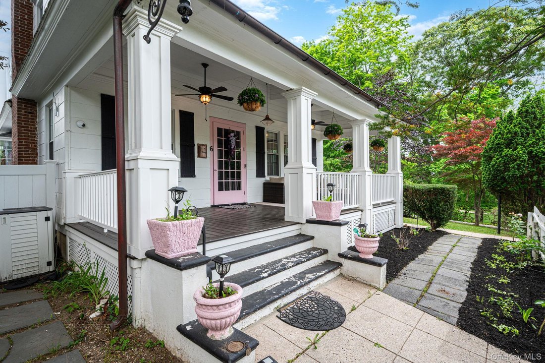 House in Stony Brook, New York, United States 2 - 18148150
