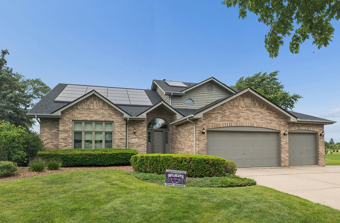 House in Orland Park, Illinois, United States 1 - 18116411