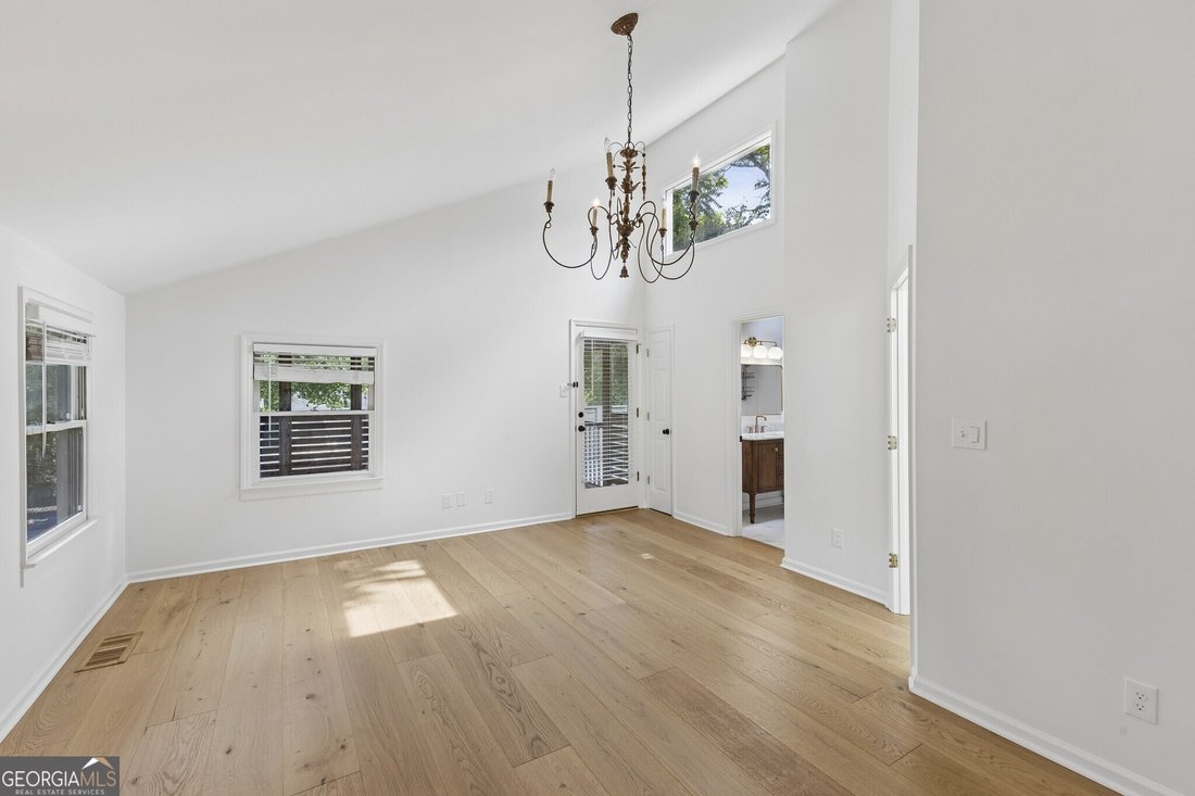 Condo in Atlanta, Georgia, United States 4 - 18149555