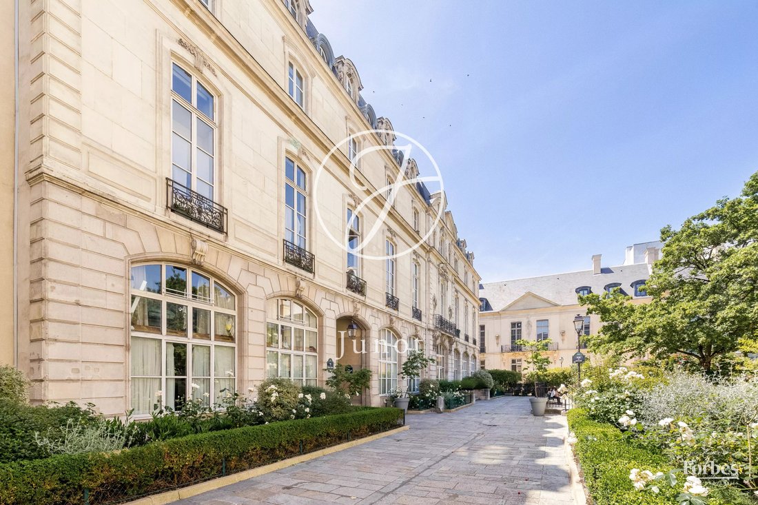 Apartment in Archives, Paris 3e Arrondissement, Paris 1 - 17541316