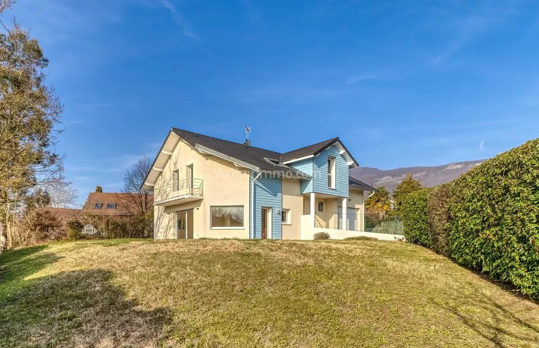 House in Brison-Saint-Innocent, Auvergne-Rhône-Alpes, France 3 - 18146455