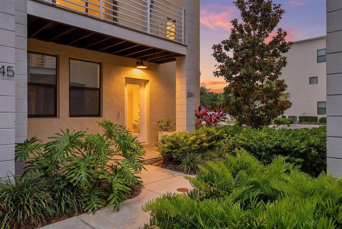 House in St. Petersburg, Florida, United States 1 - 18148558