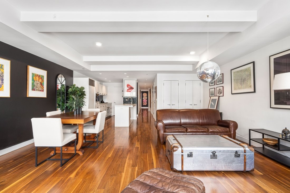 Condo in New York, New York, United States 3 - 18146073