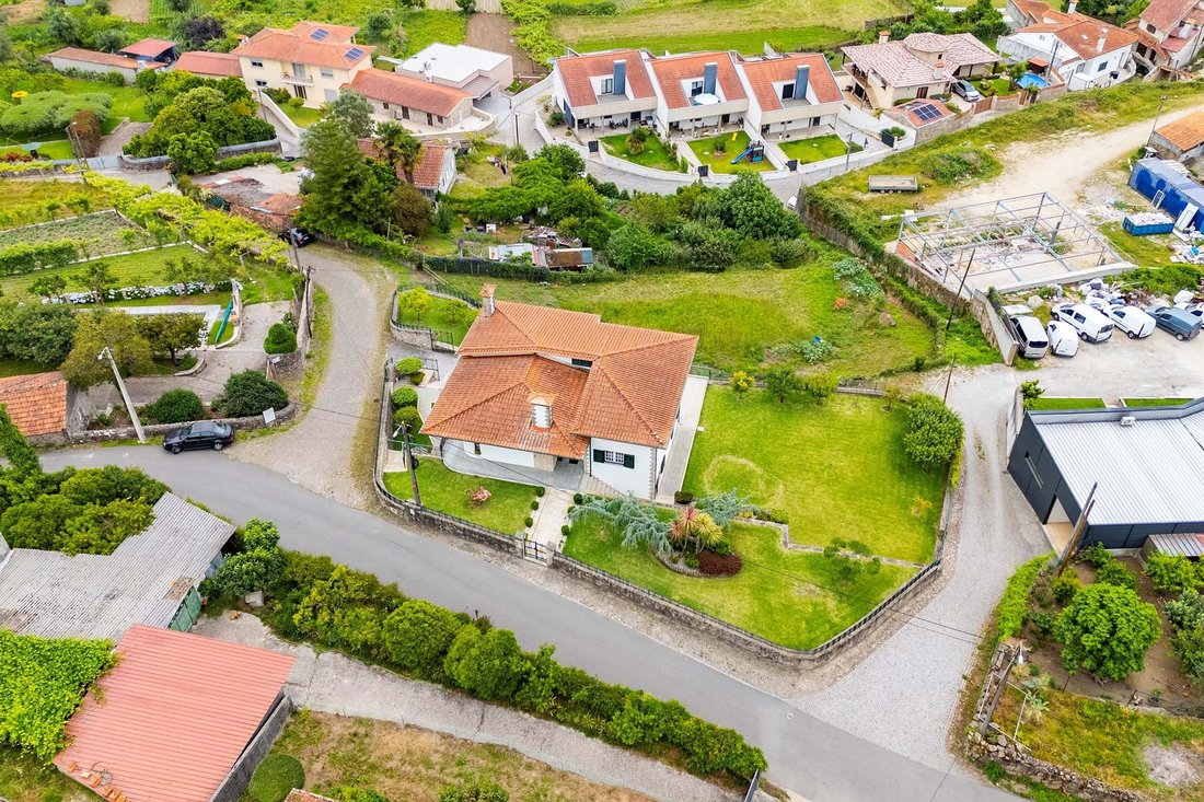 Villa in Aldreu, Braga, Portugal 3 - 18147087