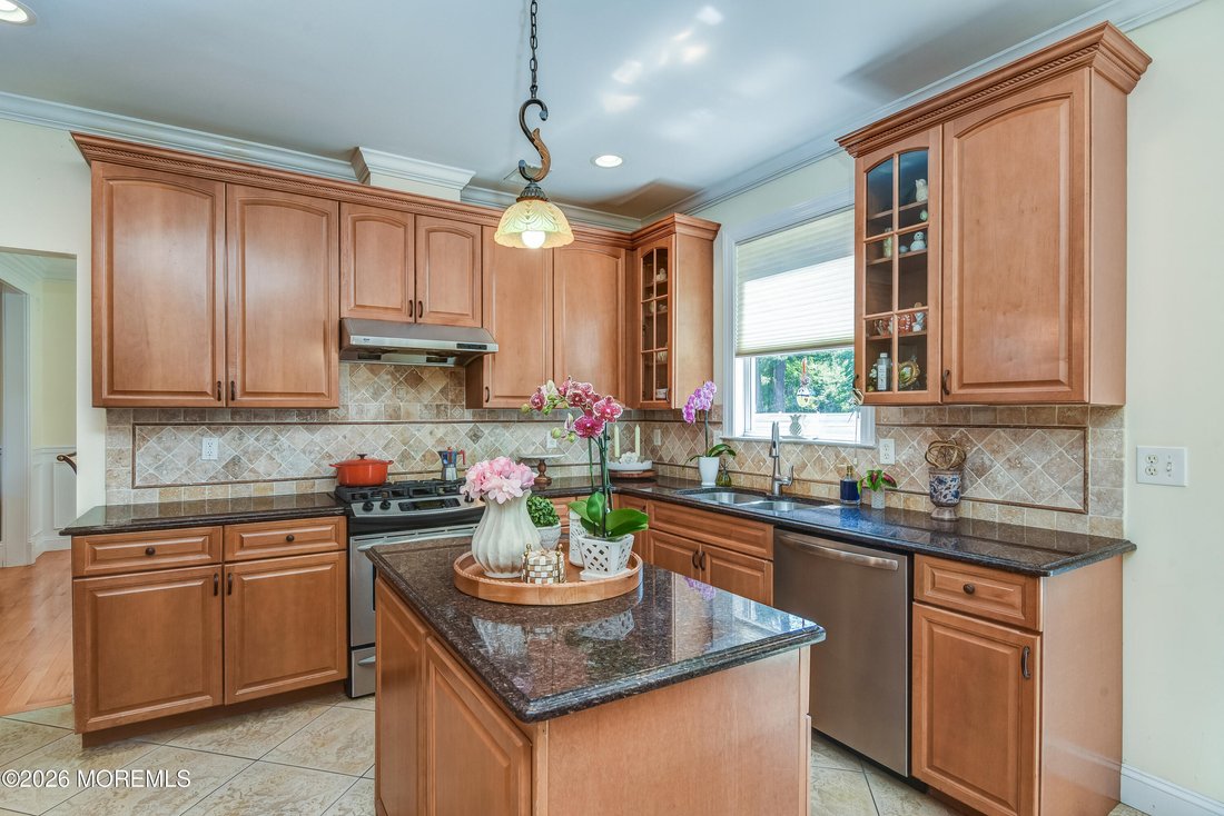 House in Matawan, New Jersey, United States 4 - 18147596