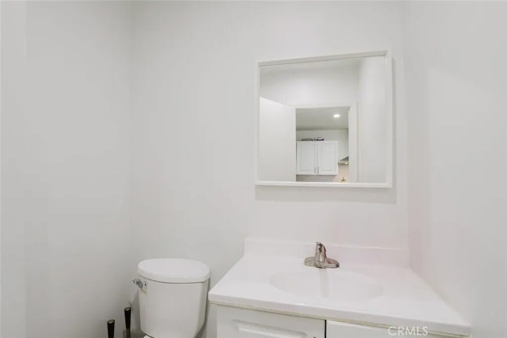 Los Angeles, California, United States 3 - 18148275