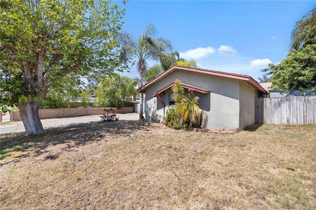 House in Riverside, California, United States 3 - 18147162
