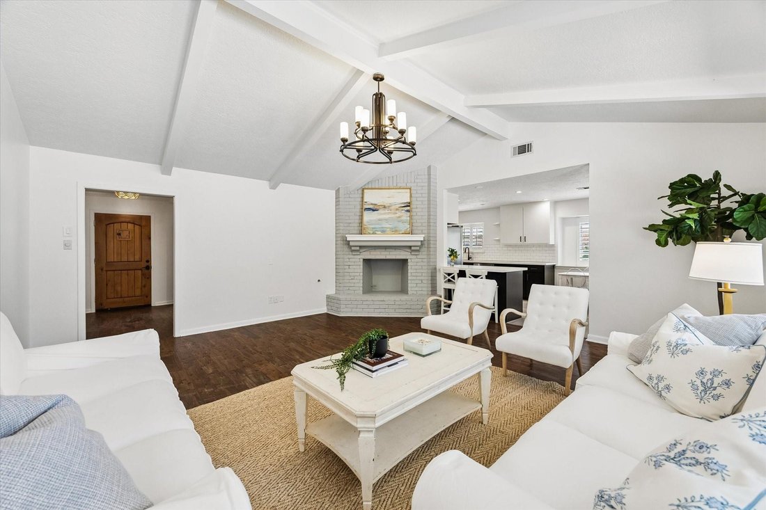 House in Houston, Texas, United States 3 - 18148811