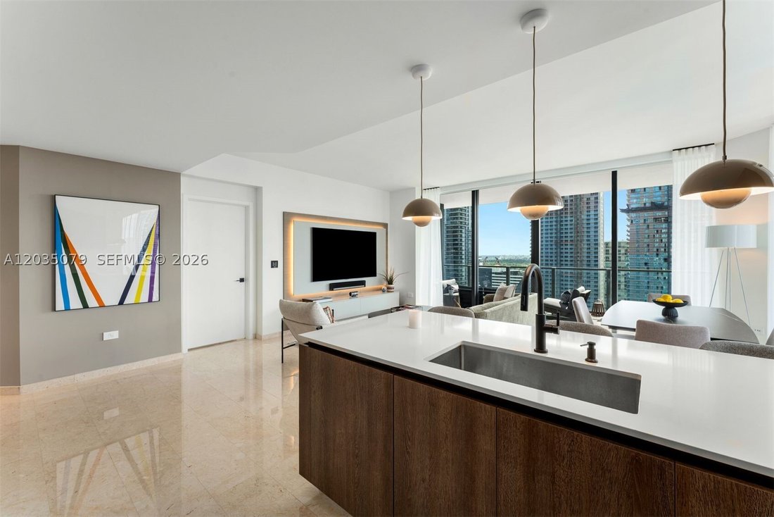 Condo in Miami, Florida, United States 3 - 18145514
