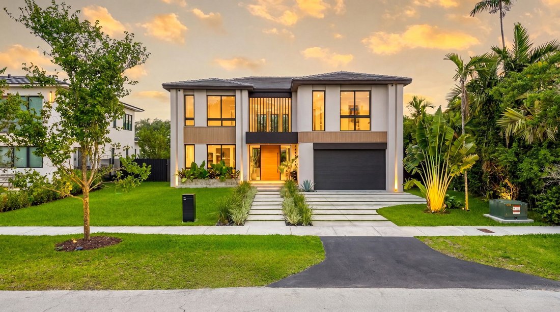 House in Miami, Florida, United States 1 - 18147342